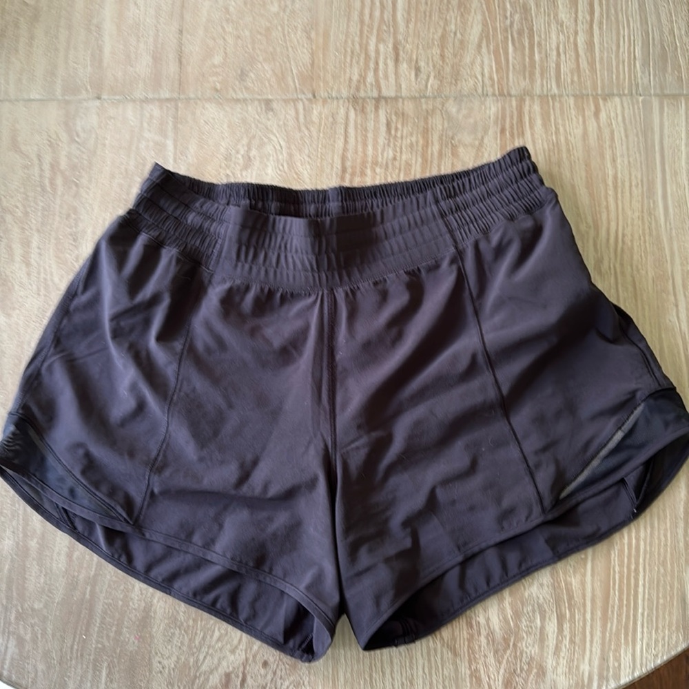 Lululemon Hotty Hot High Rise Short Athletic Shorts Black.  Size 10